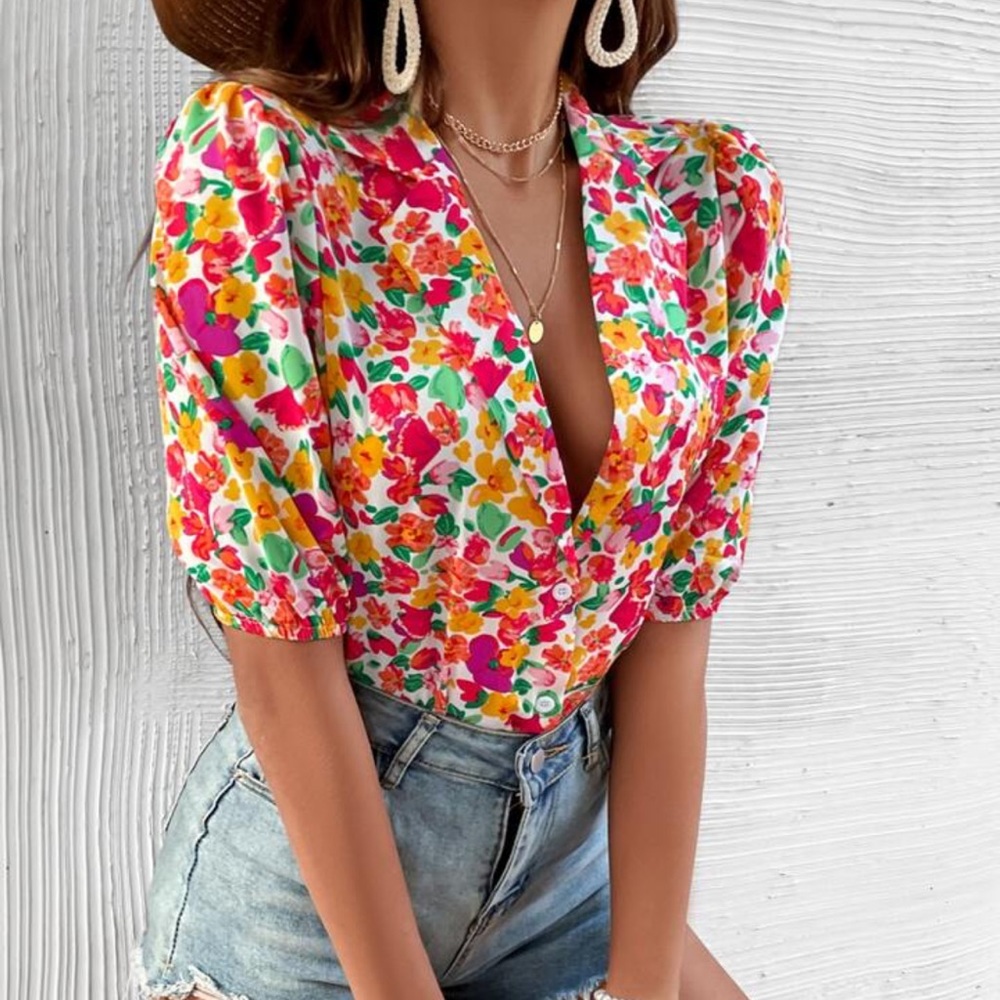SHEIN VCAY Allover Floral Print Puff Sleeve Shirt